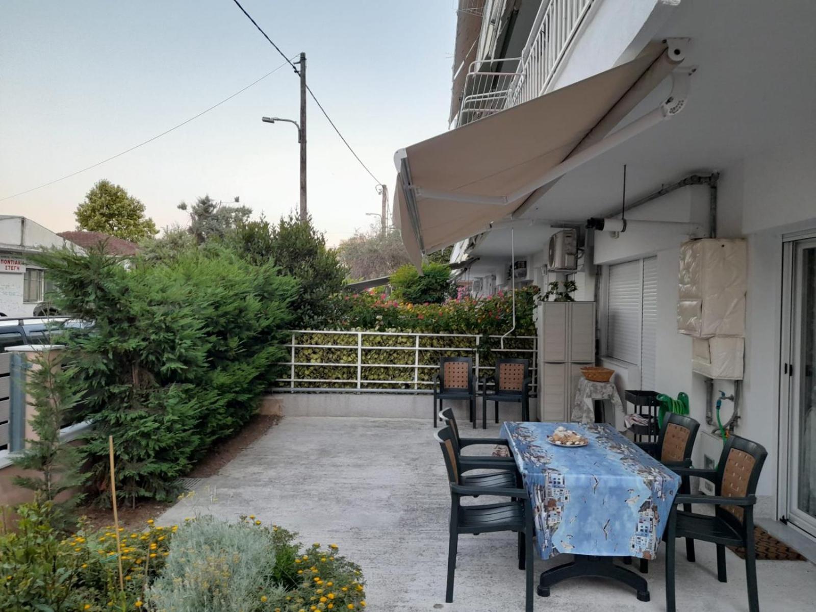 Renovated Apartment With Garden And Parking Space Peraía Exteriör bild